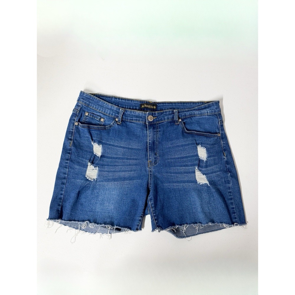 Diverso Women's Denim Shorts 18W Distressed Raw Hem Frayed Blue Jean Shorts